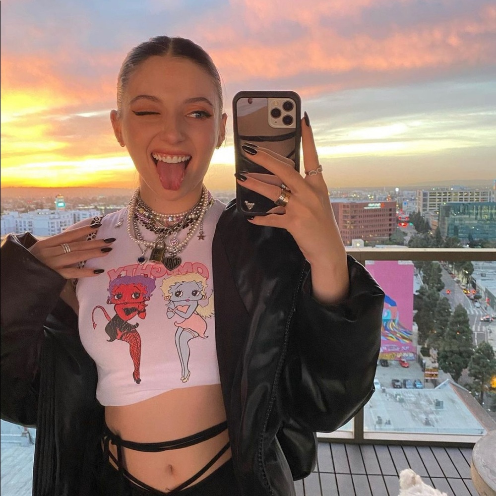 • o mighty betty boop top •